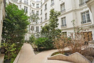 179 Rue De La Pompe, Paris for lease Lobby- Image 2 of 14