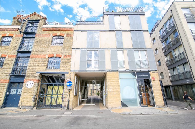 151-153 Bermondsey St, London for sale - Building Photo - Image 1 of 18