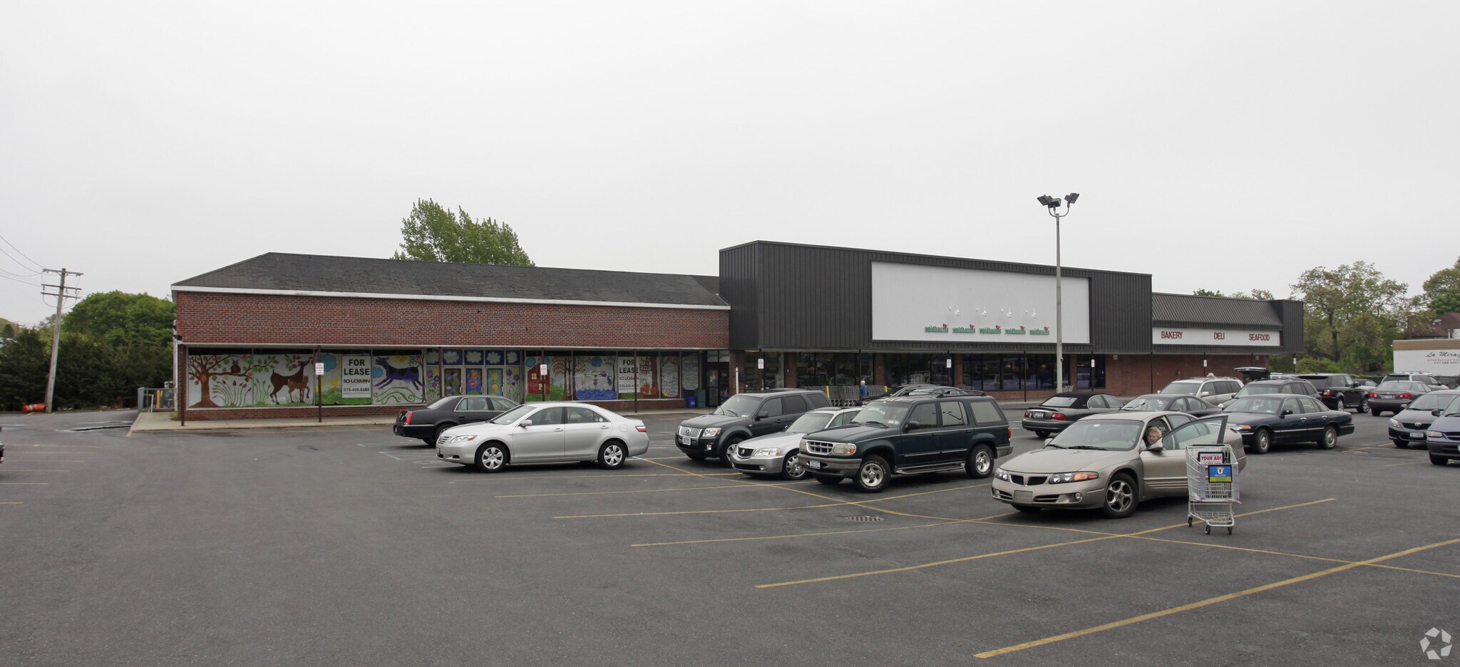 70 Sunset Ave, Westhampton Beach, NY for lease Primary Photo- Image 1 of 4