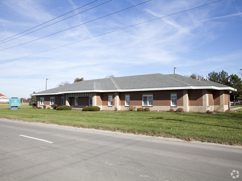 330 N Wyckles St, Decatur, IL for sale - Primary Photo - Image 1 of 1