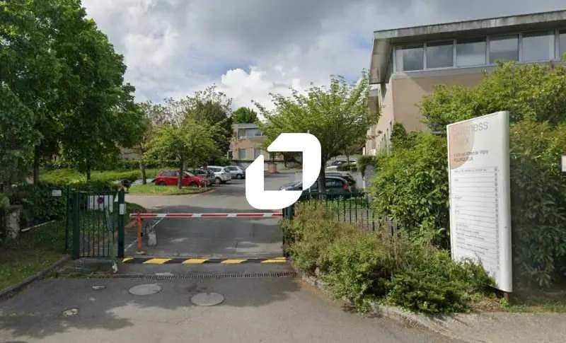 1 Rue Alfred De Vigny, Saint-Germain-en-Laye à louer Photo du bâtiment- Image 1 de 15