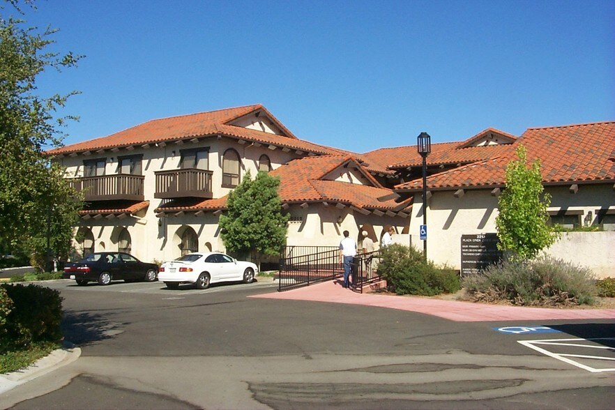 2213 Buchanan Rd, Antioch, CA à vendre - Photo du bâtiment - Image 3 de 7