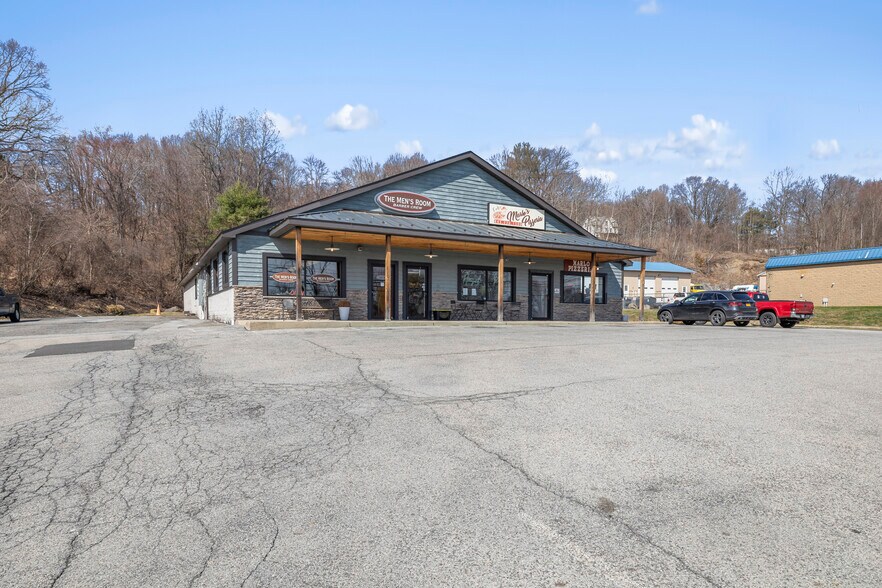 1447 Route 9 W, Marlboro, NY à vendre - Photo du bâtiment - Image 2 de 8