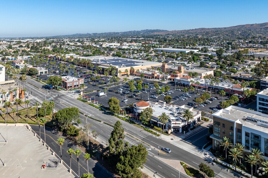 705-985 E Birch St, Brea, CA for lease - Aerial - Image 2 of 2