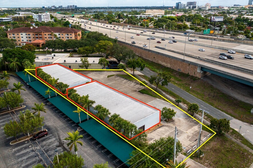 2401 Mercer Ave, West Palm Beach, FL à louer - Photo du bâtiment - Image 3 de 6