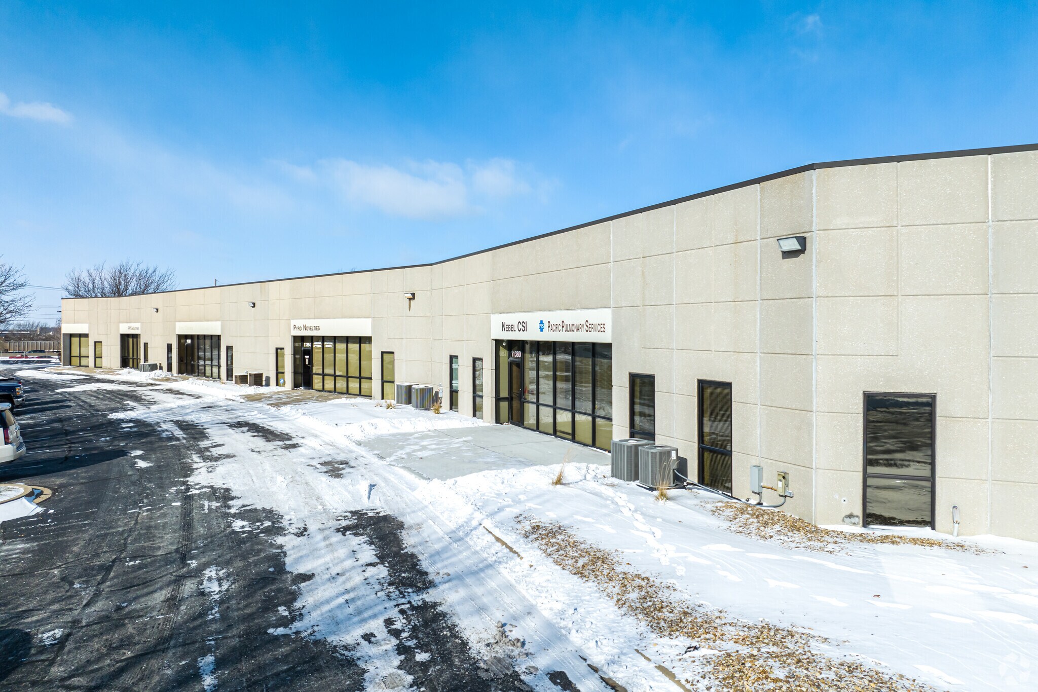 11382 Strang Line Rd, Lenexa, KS à vendre Photo du bâtiment- Image 1 de 1