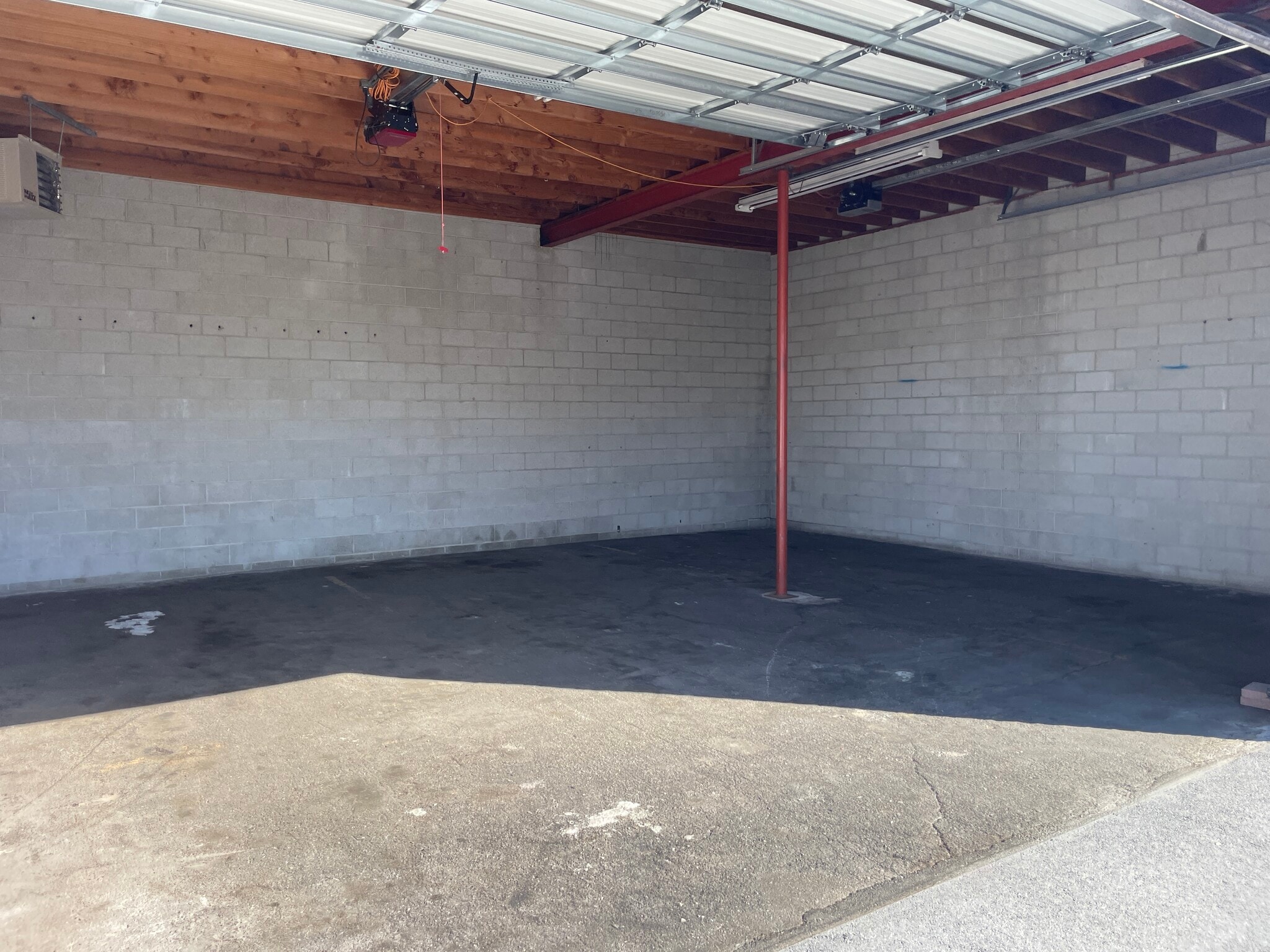 1063-1065 E 3300 S, Salt Lake City, UT for lease Building Photo- Image 1 of 5