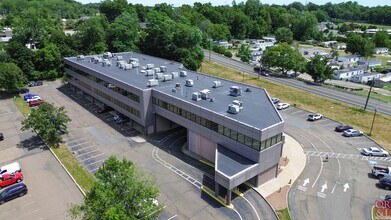 500 E Main St, Branford, CT for lease Interior Photo- Image 2 of 5