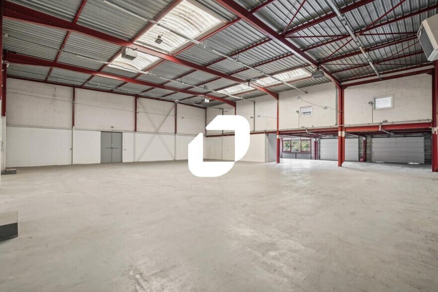 Flex dans Créteil à louer - Photo du bâtiment - Image 1 de 10