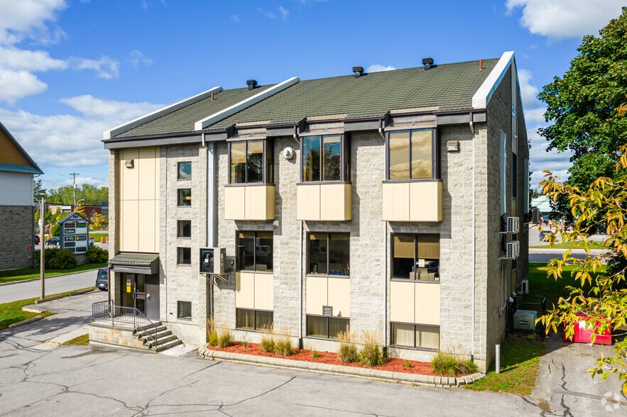 366 Rd Aylmer, Gatineau, QC for sale - Building Photo - Image 2 of 4