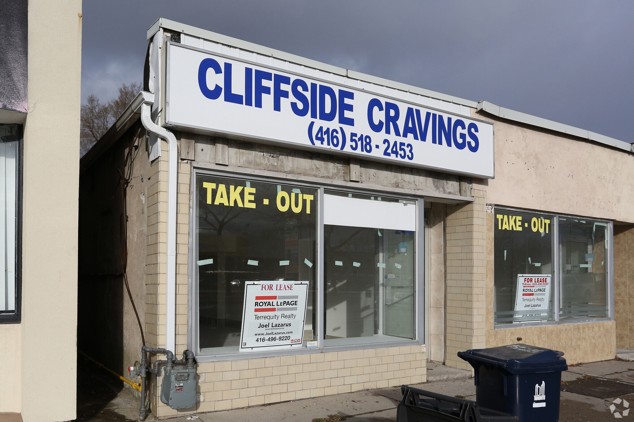 2440 Kingston Rd, Toronto, ON à vendre Photo principale- Image 1 de 1