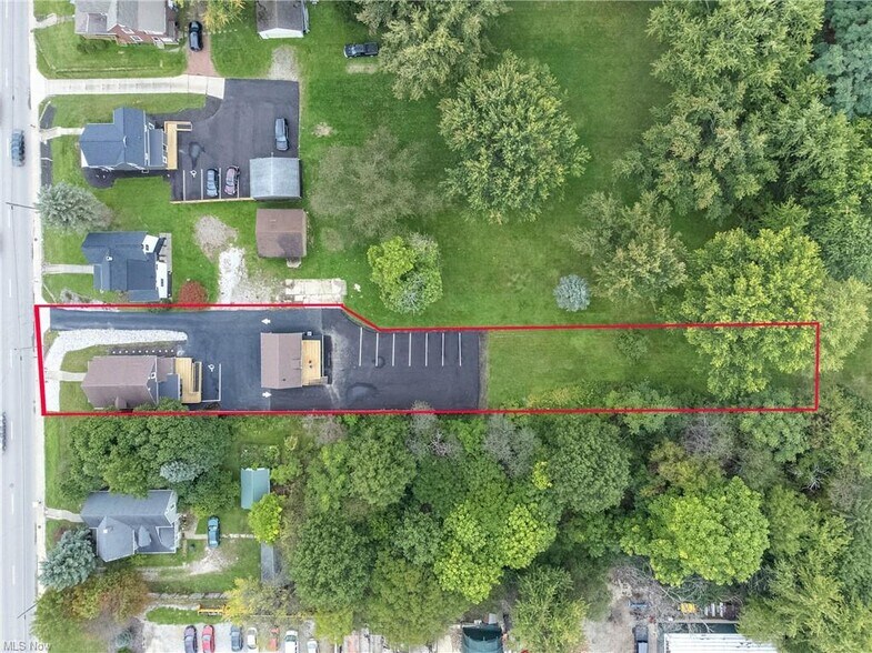 8327 Cleveland Ave NW, North Canton, OH à vendre - Photo du bâtiment - Image 3 de 12