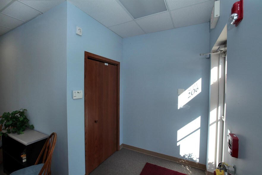 5445 Grand Ave, Gurnee, IL à vendre - Photo du bâtiment - Image 3 de 17