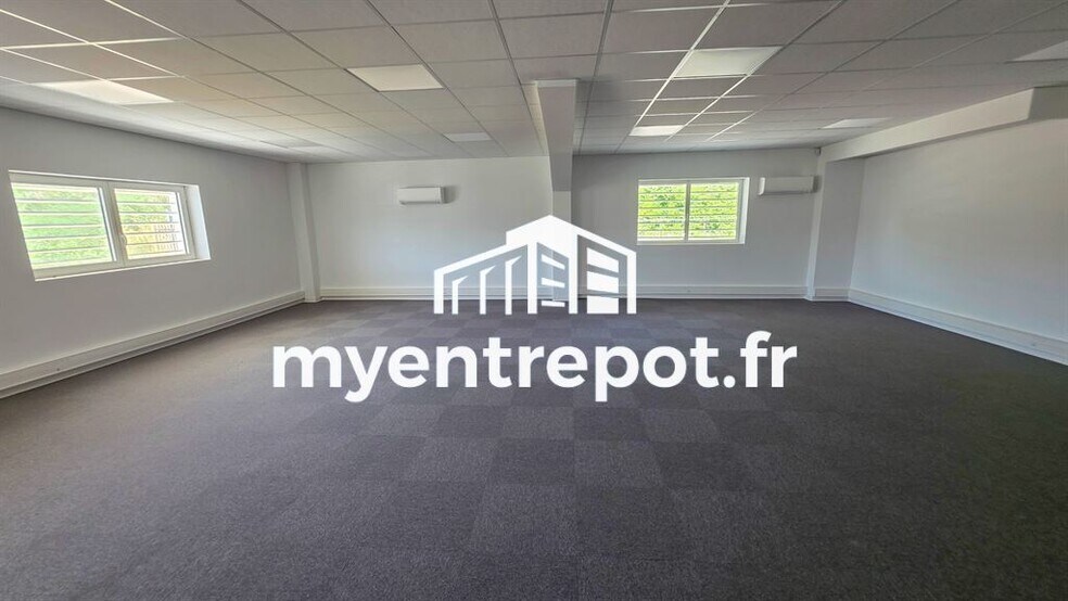 8 Traverse De La Sabliere, Marseille for lease - Interior Photo - Image 3 of 5