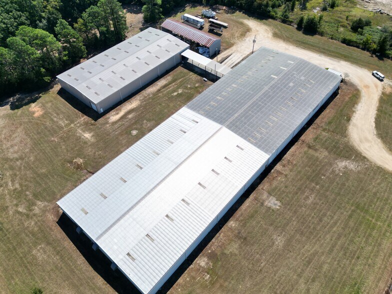 281 Industrial Blvd, Bishopville, SC à louer - Photo du bâtiment - Image 3 de 7