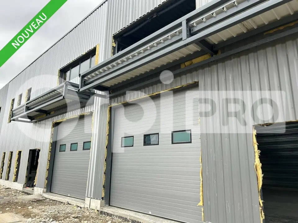 Flex in Bourgoin-Jallieu for sale Building Photo- Image 1 of 7