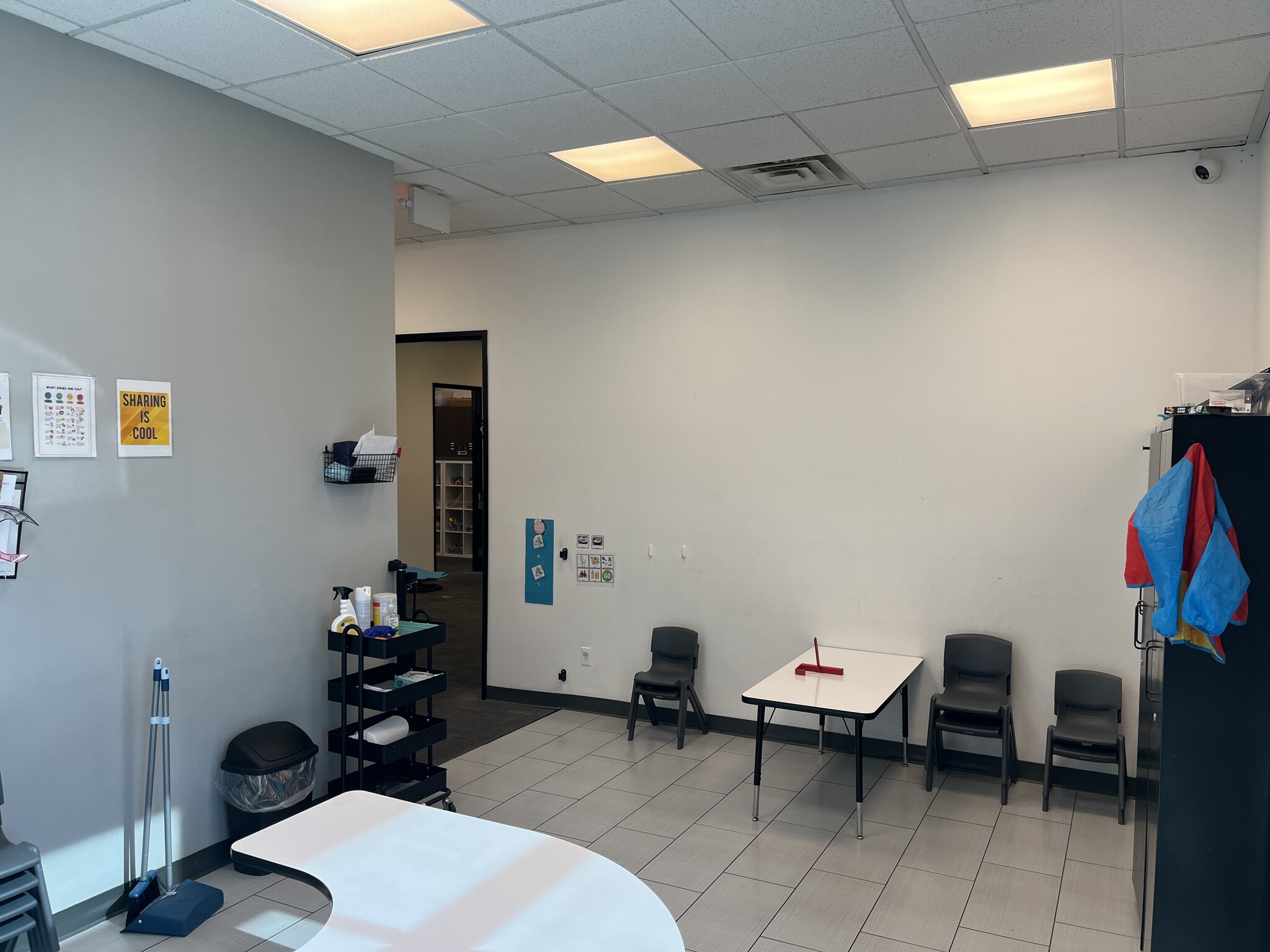 375 N Stephanie St, Henderson, NV for lease Interior Photo- Image 1 of 10