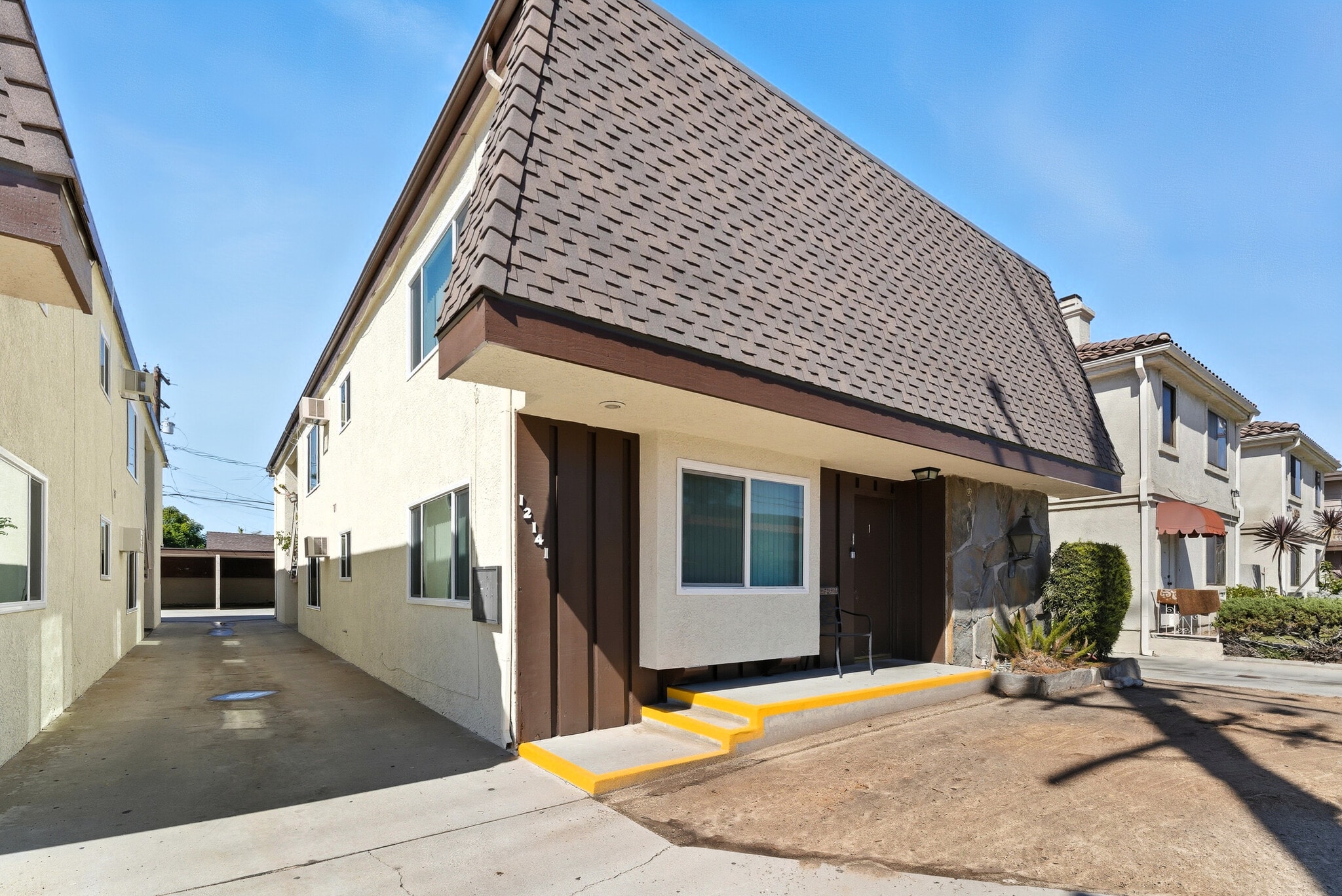 12143 Downey Ave, Downey, CA à vendre Photo principale- Image 1 de 15