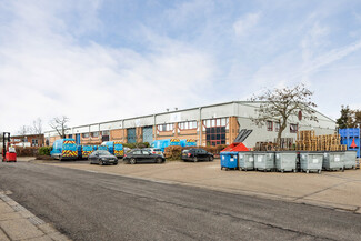 Plus de détails pour Mollison Ave, Enfield - Industriel/Logistique à louer