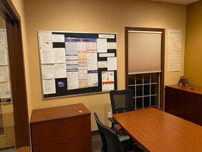 821 Kentwood Dr, Youngstown, OH à louer Photo intérieure- Image 2 de 10