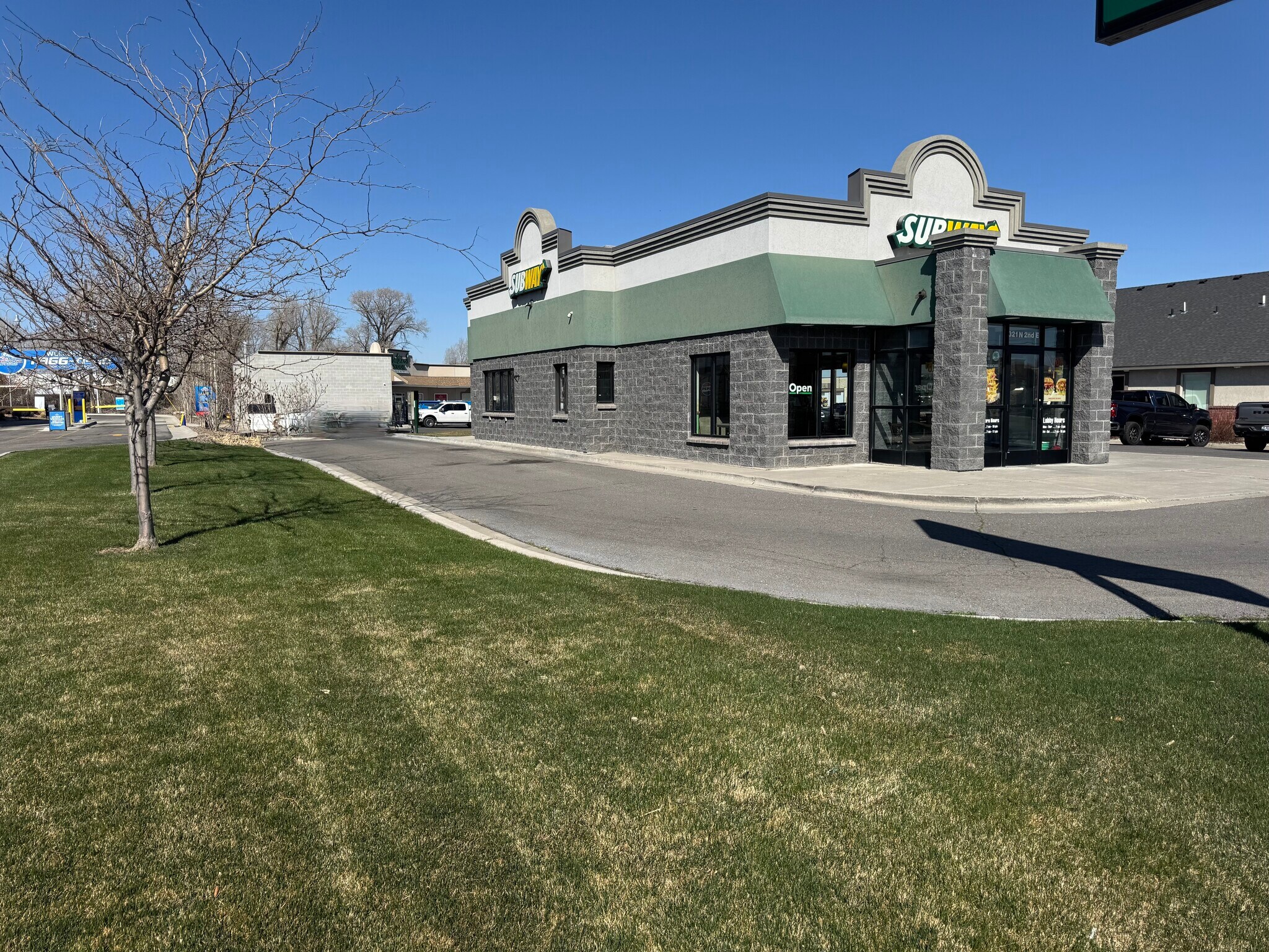 321 N 2nd E, Rexburg, ID à vendre Photo du bâtiment- Image 1 de 7