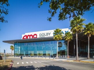 Plus de détails pour 2086 Newpark Mall, Newark, CA - Commerce de détail à louer