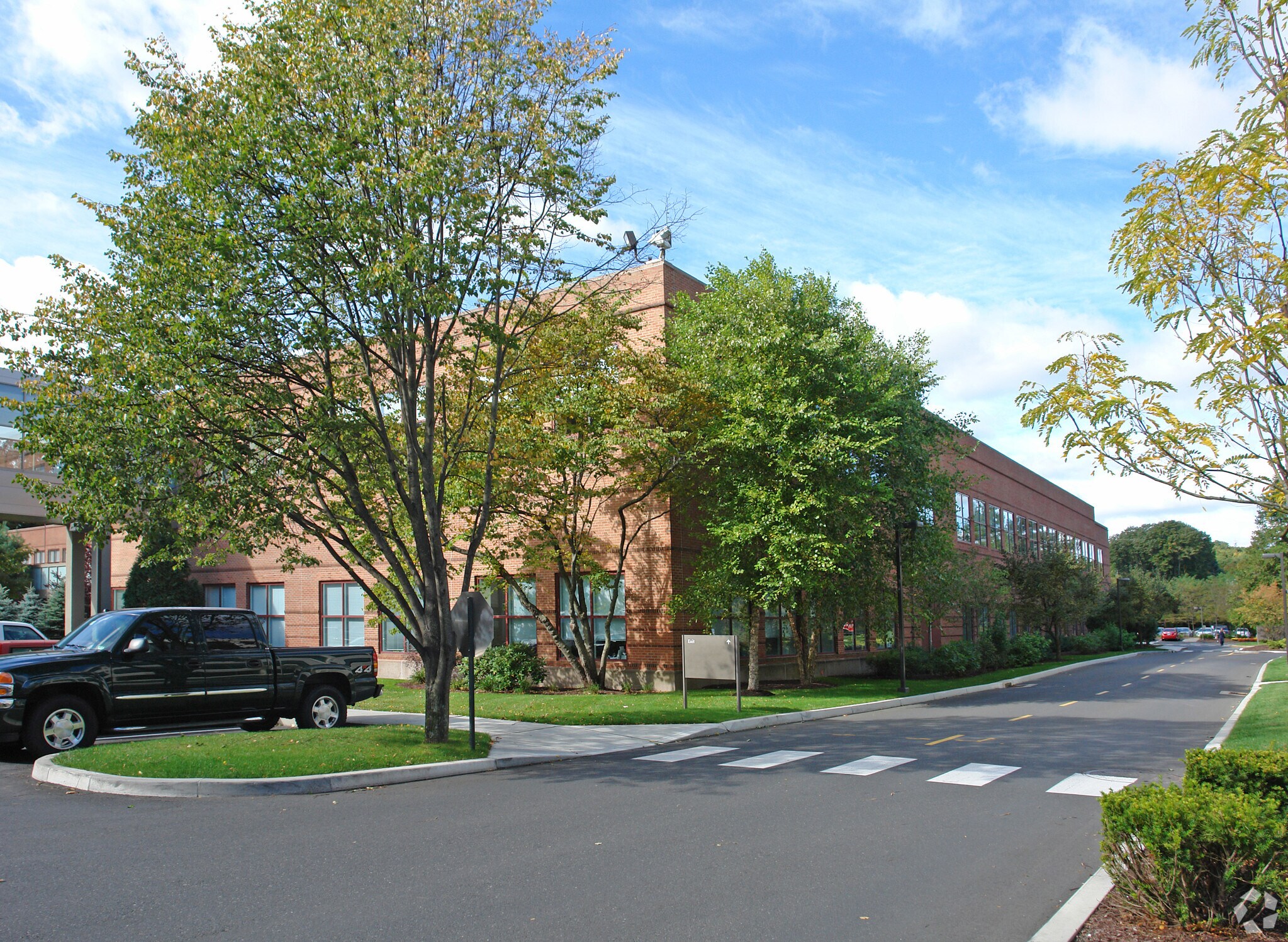 50 Danbury Rd, Wilton, CT à louer Photo principale- Image 1 de 2