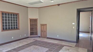 523 Orange St, Hot Springs, AR for lease Interior Photo- Image 1 of 7