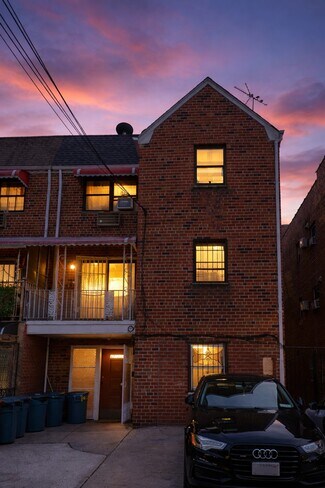 Plus de détails pour 5732 Xenia St, Corona, NY - Multi-résidentiel à vendre