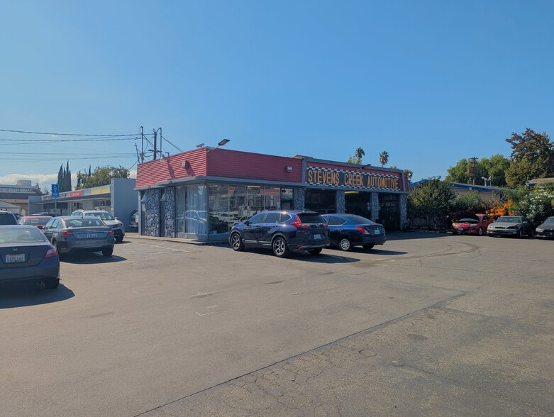 2812 Stevens Creek Blvd, San Jose, CA à vendre - Photo du bâtiment - Image 2 de 9