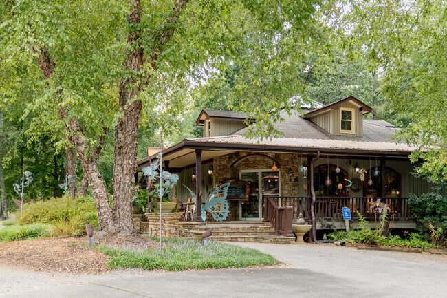 More details for 9975 Ball Ground Hwy, Ball Ground, GA - Retail for Sale