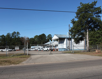 More details for 928 S 1st St, Conroe, TX - Industrial for Sale