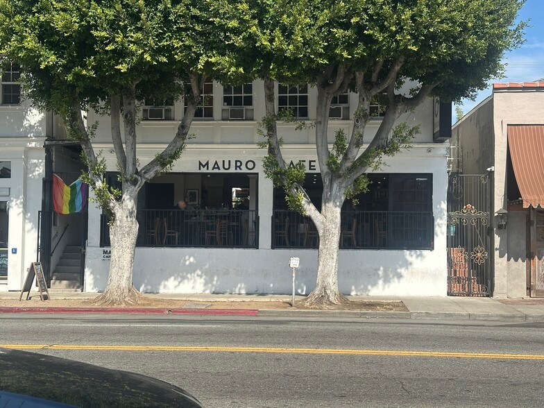 7467-7475 Melrose Ave, Los Angeles, CA à louer - Photo du bâtiment - Image 2 de 25