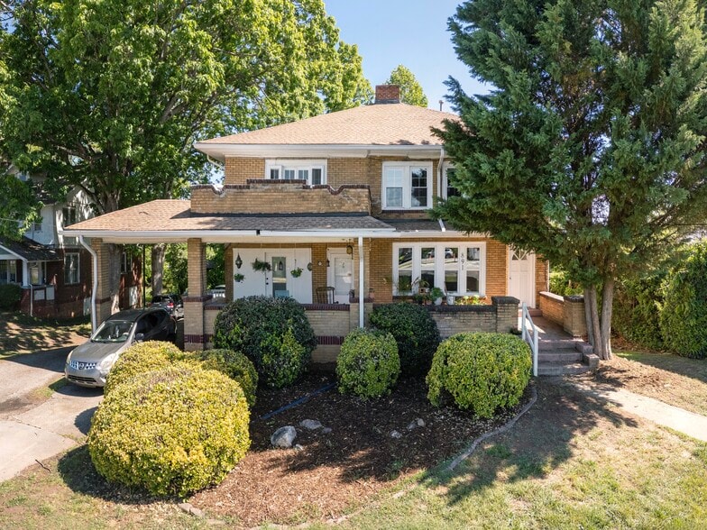 891 Haywood Rd, Asheville, NC for sale - Building Photo - Image 3 of 18