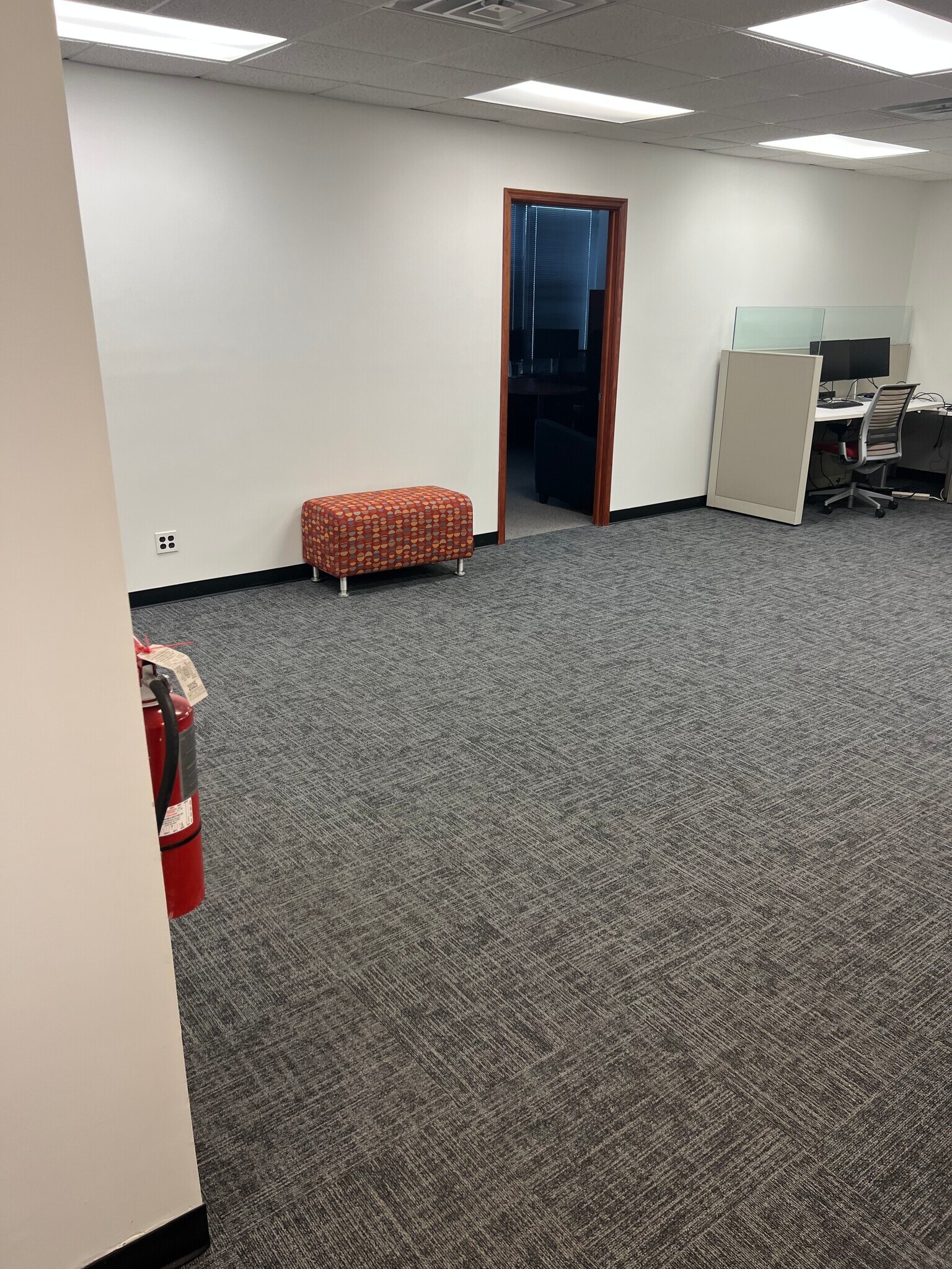 119 N Park Ave, Rockville Centre, NY for lease Interior Photo- Image 1 of 6