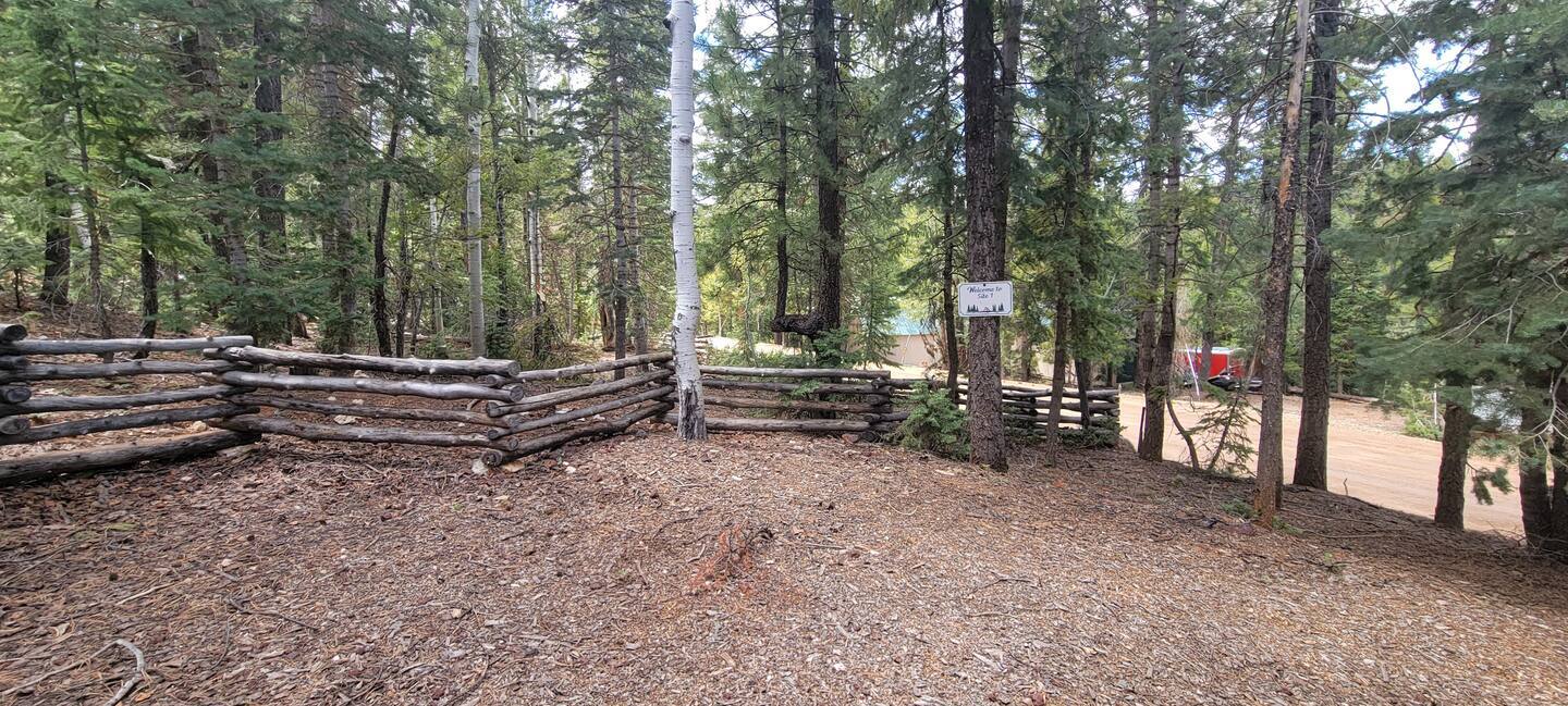 1660 Beech Craft Dr, Duck Creek Village, UT for sale Primary Photo- Image 1 of 23