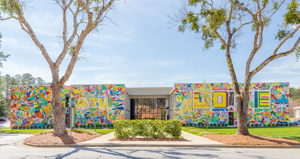 2835 Brandywine Rd, Atlanta, GA à louer - Photo du bâtiment - Image 2 de 5