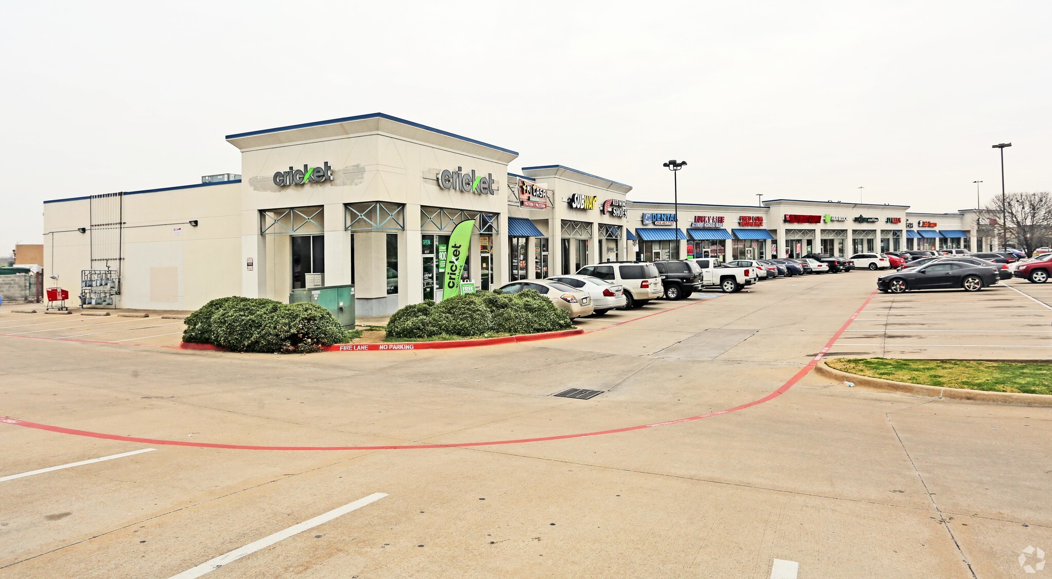 1515 N Cockrell Hill Rd, Dallas, TX for lease Primary Photo- Image 1 of 9