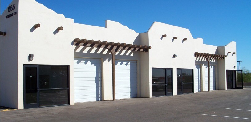 565 E 34th Ave, Apache Junction, AZ à louer - Photo du bâtiment - Image 1 de 3