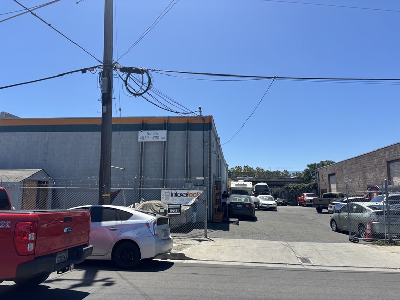 1735-1753 Angela St, San Jose, CA for sale - Building Photo - Image 2 of 5