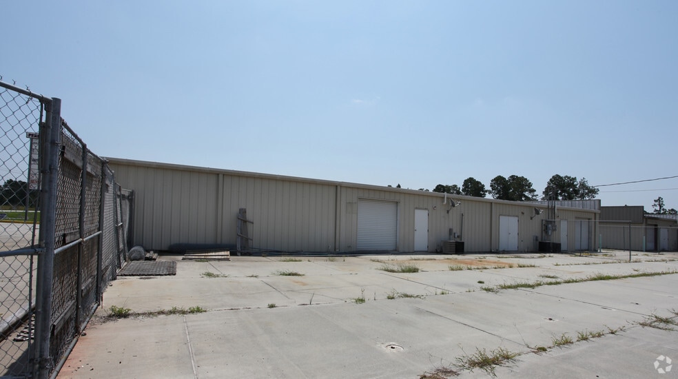 106-110 Owens Ln, Brunswick, GA for lease - Building Photo - Image 2 of 3