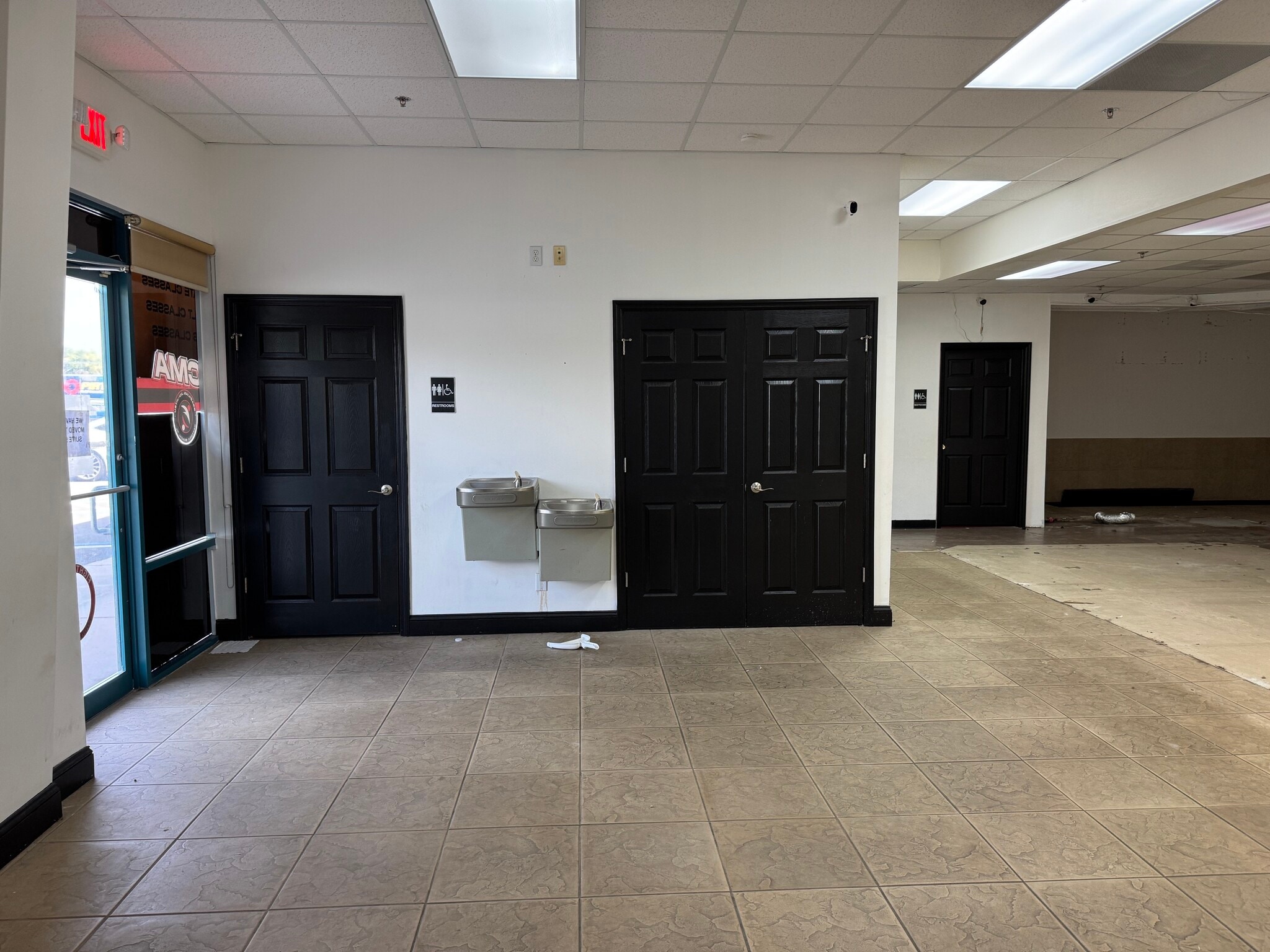 2841 S Nova Rd, Daytona Beach, FL for lease Interior Photo- Image 1 of 8