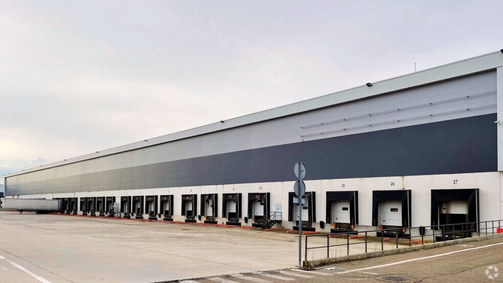 Calle Pascal, 2, Leganés, Madrid à louer - Photo du bâtiment - Image 1 de 12