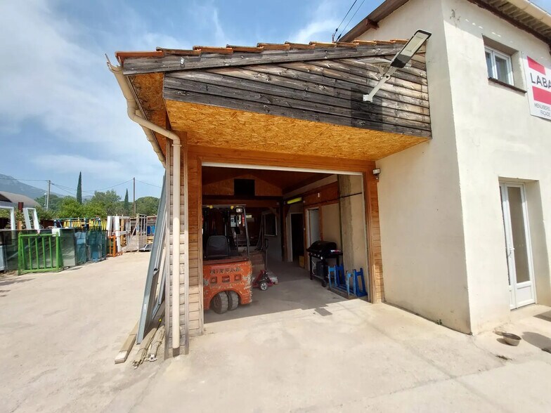 Flex in La Farlède for lease - Building Photo - Image 2 of 14