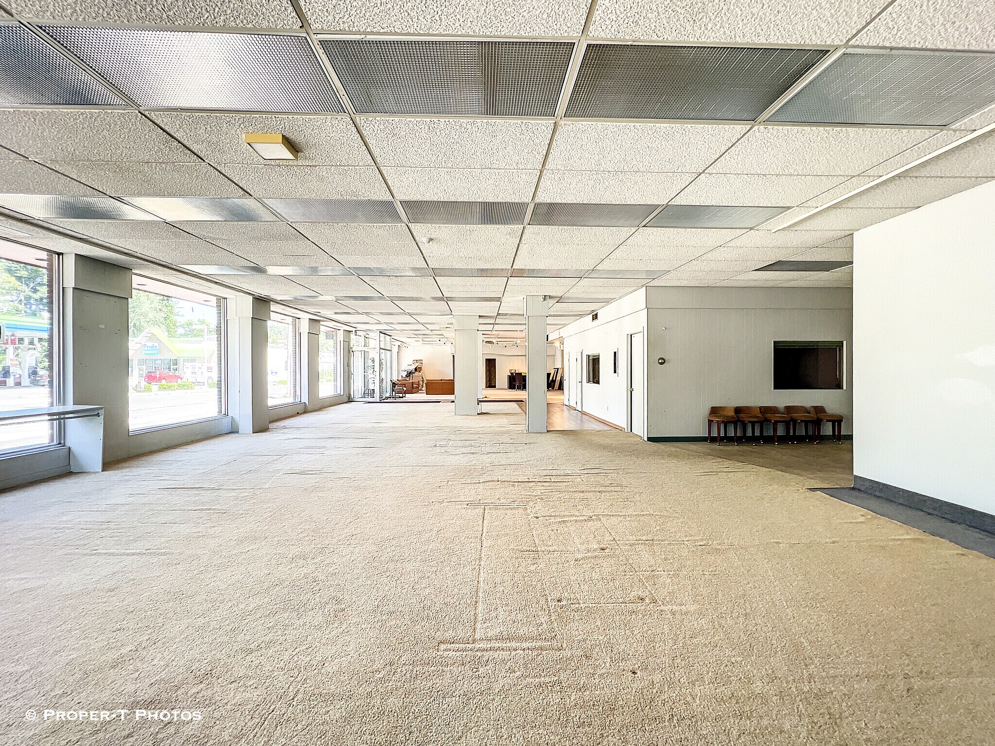 1594 Dwight St, Holyoke, MA for lease Primary Photo- Image 1 of 9