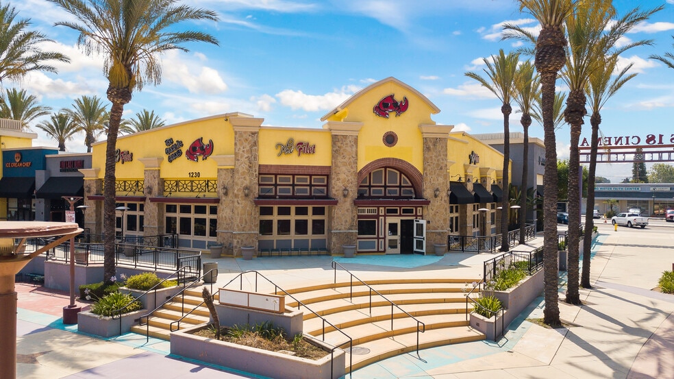 265 Glendora Ave, West Covina, CA for lease - Building Photo - Image 1 of 27