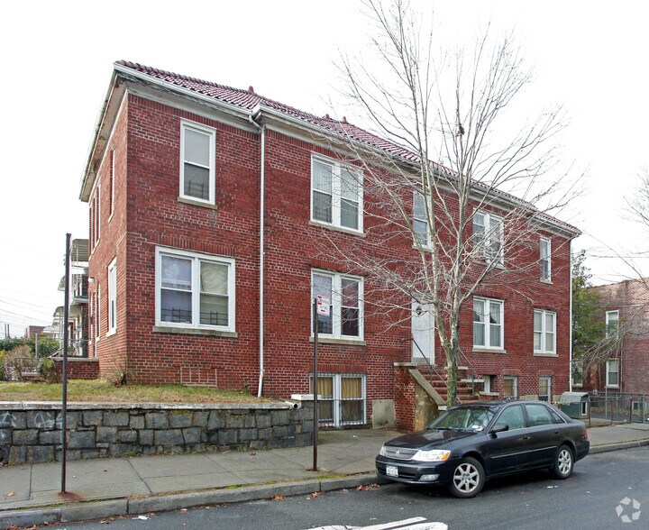 4459 Richardson Ave, Bronx, NY for sale - Building Photo - Image 2 of 3