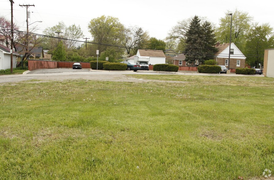 3150 Wayne Rd, Wayne, MI à vendre - Photo du bâtiment - Image 1 de 1