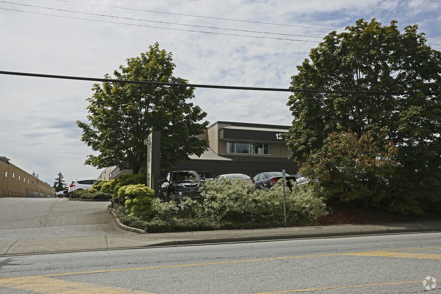 12448 82nd Ave, Surrey, BC à vendre - Photo du bâtiment - Image 2 de 5