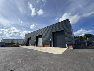 Plus de détails pour Wheaton Rd, Witham - Industriel à louer